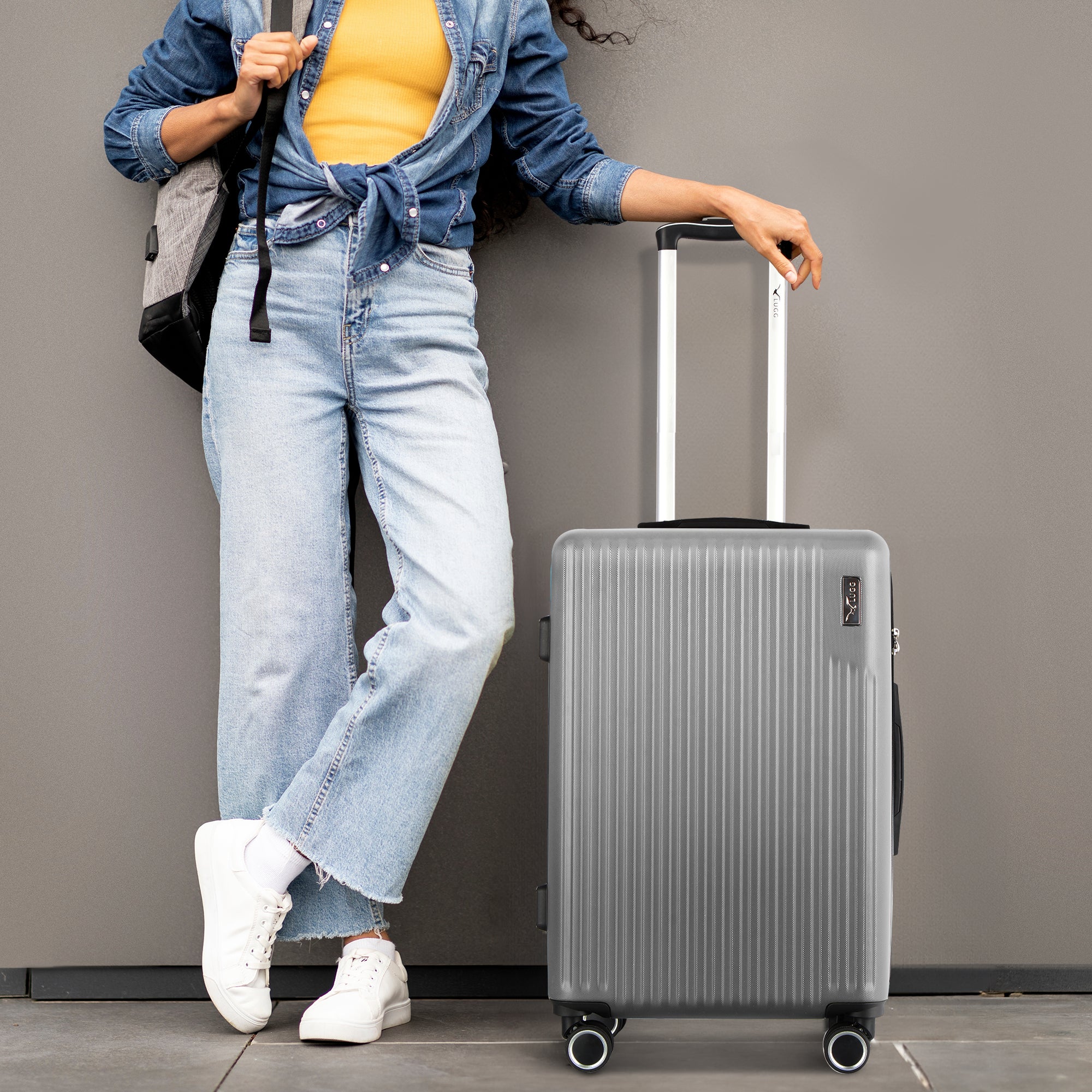 Vacay 20” Suitcase ABS Luggage with TSA Indent Lock, Aluminium Trolley Handle, 360° Spinner Wheels - Airline Compatible (55 x 35 x 23cm) - Raven - Image 3
