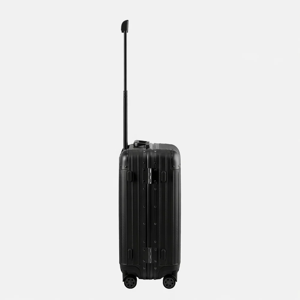 Oasis 24" Medium Suitcase - 67 × 46 × 29cm in Black - Image 4